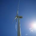 斯图兰德湾风力农场-在好天气下的风力涡轮机
